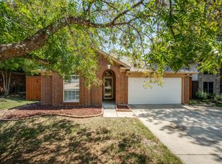 734 Winding Oak Bnd, Lake Dallas, TX 75065