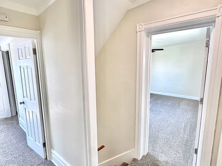 21 W Main St — Photo 13