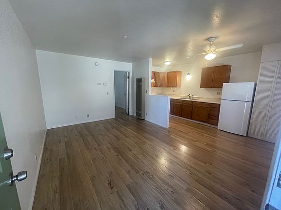 4th image of 1215 Cacique St APT B