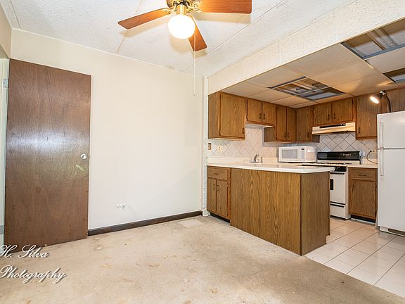 5th image of 5S070 Pebblewood Ln APT H7