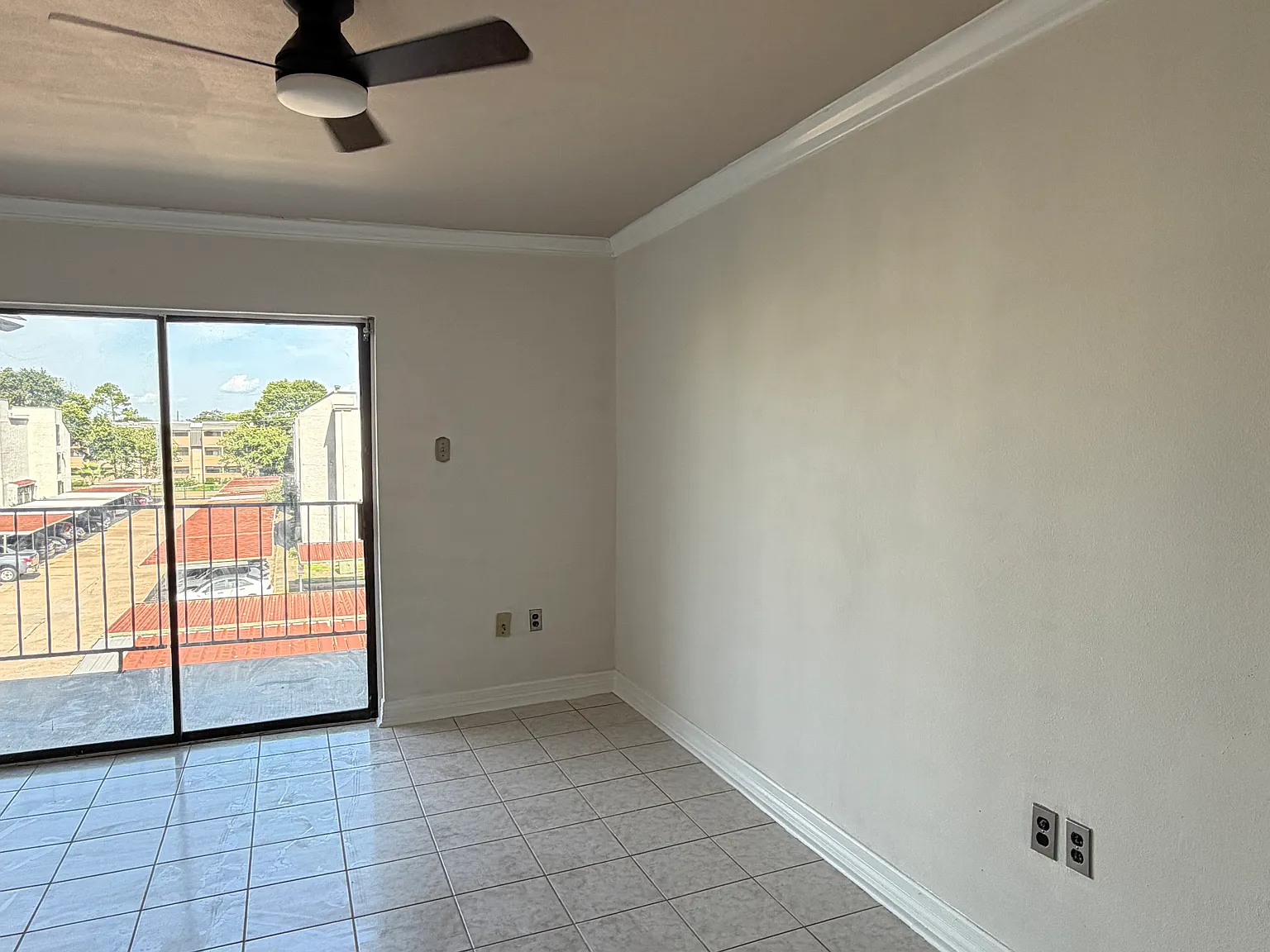 2 bed, 780 sqft, $1,200 — Photo 3