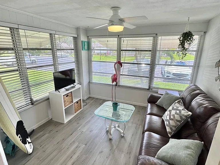 1342 High Point Way #D — Photo 25