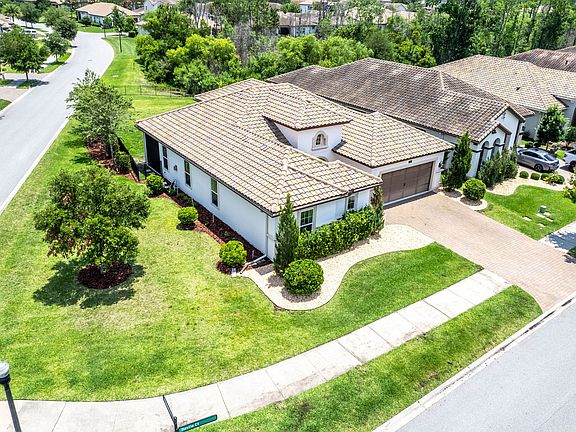 4th image of 2801 Bastia Ct