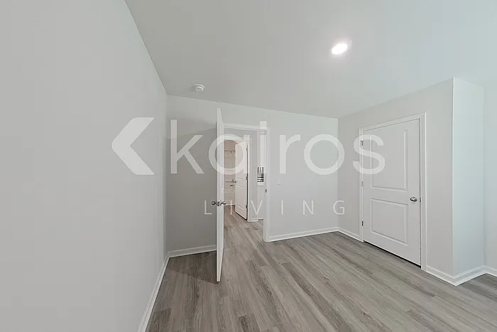 134 Inez Ave — Photo 11