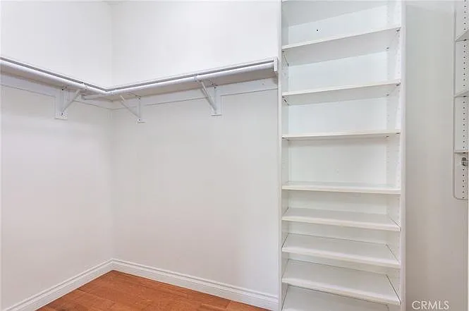 3 bed, 2.5 bath, 1750 sqft, $4,950 — Photo 3