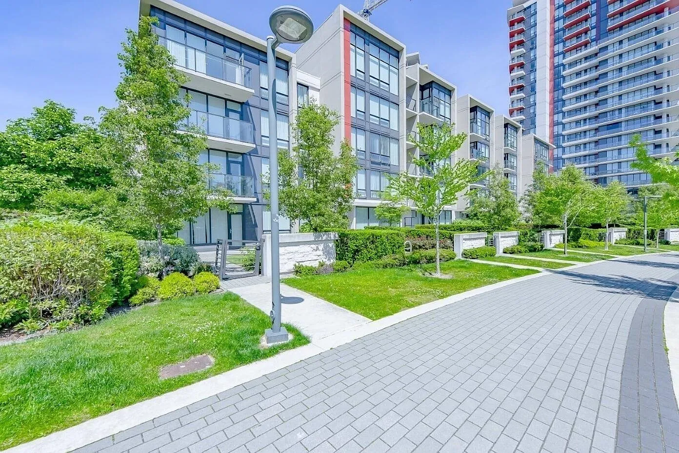 2 bed, 850 sqft, $3,800 — Photo 1