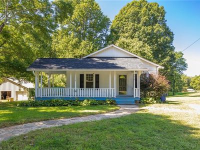 5648 Racin Dr, Winston Salem, NC, 27105