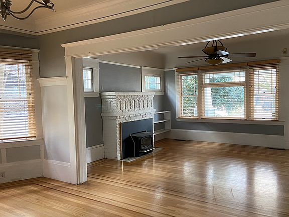 3rd image of 1608 22nd St