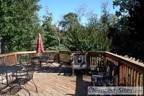 3rd image of 42 Crestwood Dr