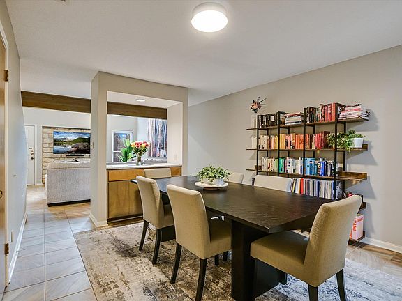 2nd image of 9226 Jollyville Rd APT 122
