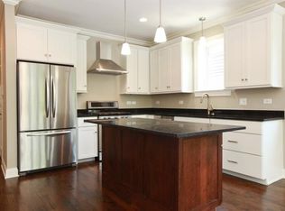 4046 N Kenmore Ave #3, Chicago, IL 60613