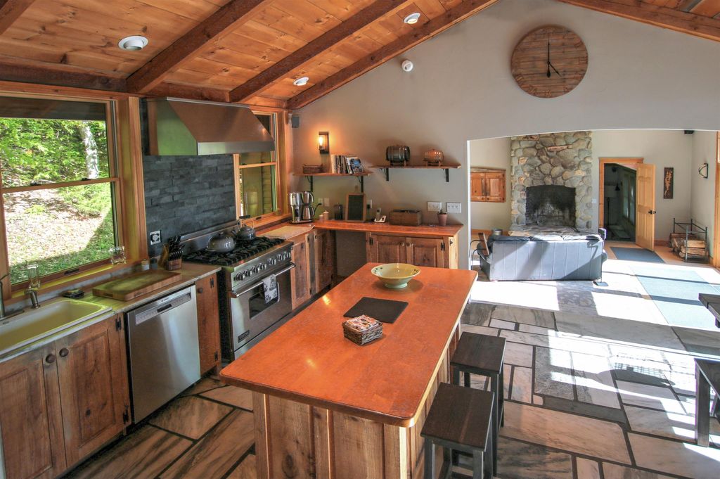 460 Bull Moose Ridge Road, Stowe, VT - View 3