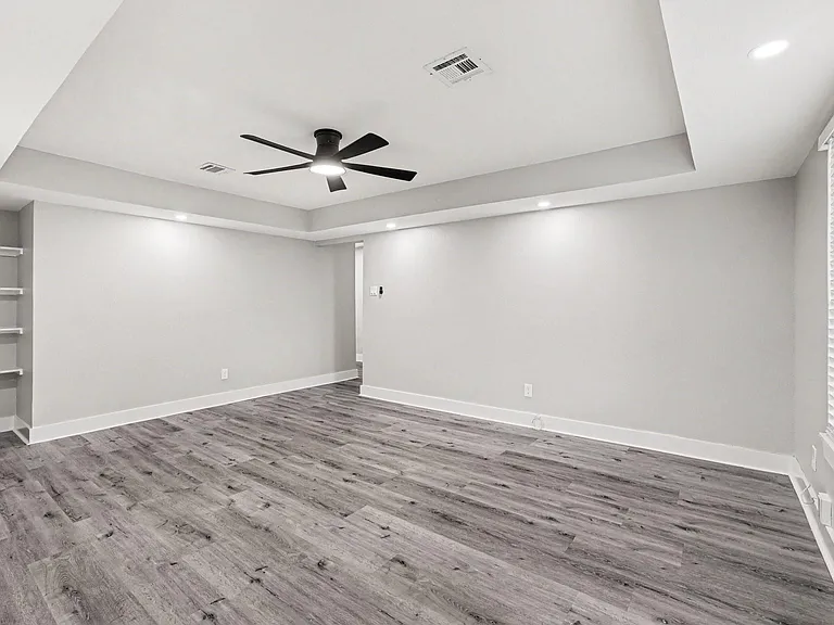 10606 Hemwick Dr — Photo 11