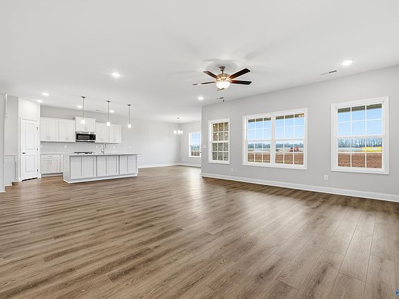 3rd image of 108 Lucy Lynn Blvd