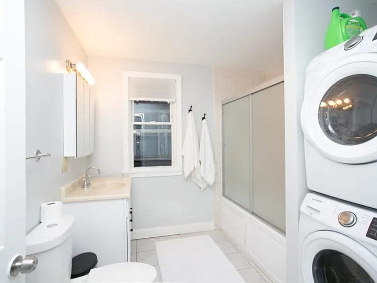81 Sydney St #1 — Photo 9