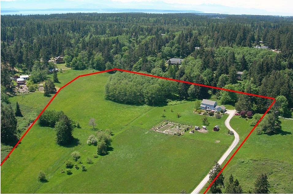 2nd image of 510 Race Rd