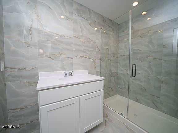 5th image of 67 Lenox Drive