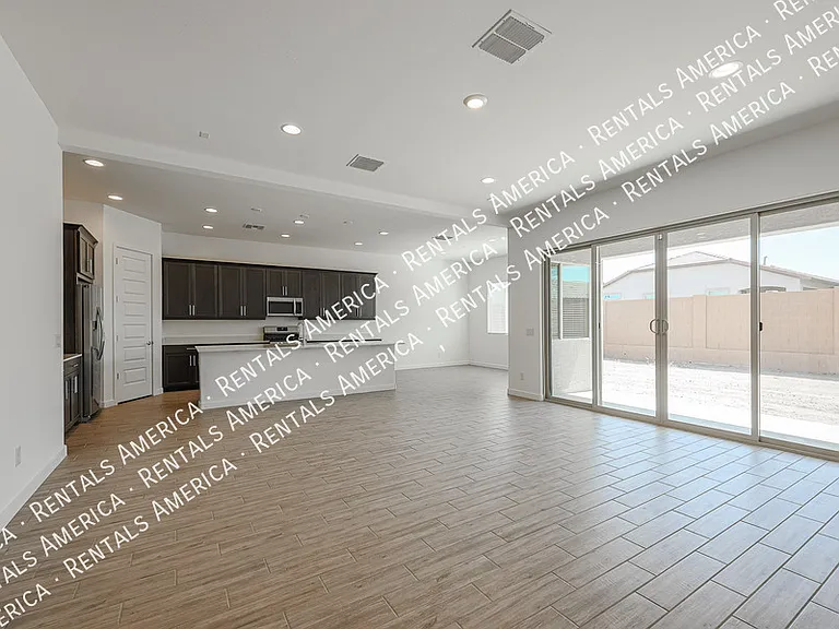2631 W Pecan Rd — Photo 4