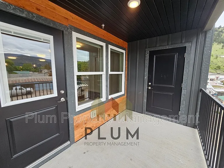 425 Michigan Ave #207 — Photo 6