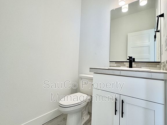 4th image of 1603 37th Ave