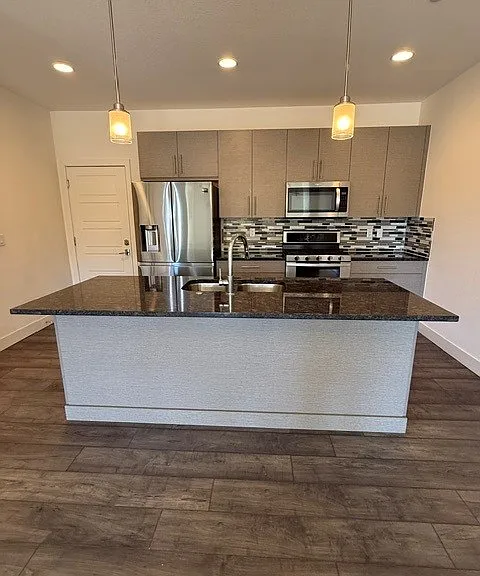 19511 E Sunset Cir — Photo 7