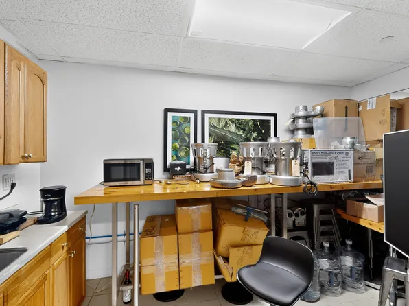 10-43 47th Avenue image 13 of 13