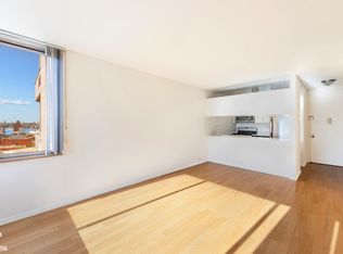 350 W 50th St APT 17D, New York, NY 10019