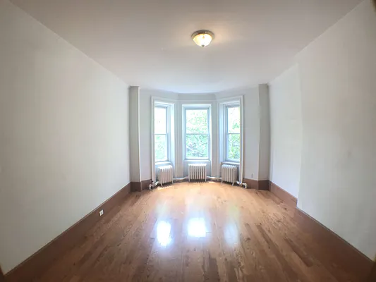Rented by Rapid Realty Sunset Park Inc | media 10
