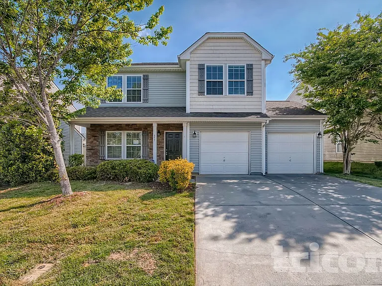 657 Shellbark Dr — Photo 2