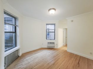 210 E 83rd St #5B1, New York, NY 10028