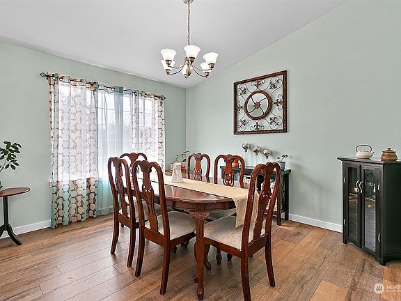 3rd image of 2507 169th Street E