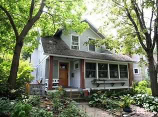 1694 Lincoln Ave, Saint Paul, MN 55105