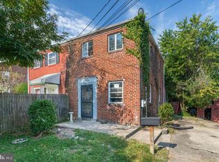 11926 Centerhill St, Silver Spring, MD 20902