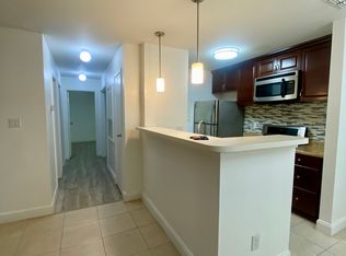 1400 Gandy Blvd N UNIT 104, Saint Petersburg, FL 33702