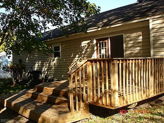 4th image of 111 Meadowcrest Trl