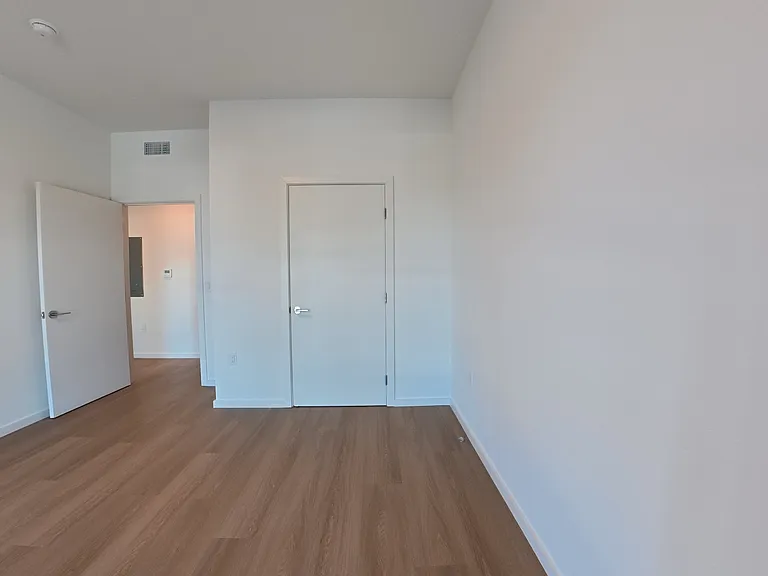 5119 Colfax Ave #201 — Photo 21