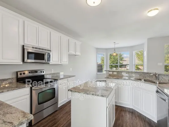 5100 Brookside Dr, Denton, TX 76226