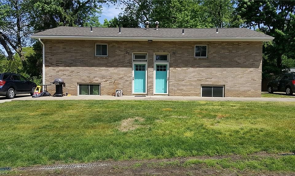 1st image of 37 Muskoka Dr