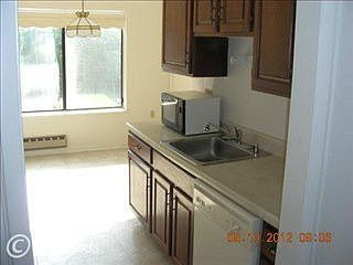 4th image of 15310 Pine Orchard Dr #84-2D
