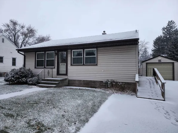 1703 Broadway St, Emmetsburg, IA 50536