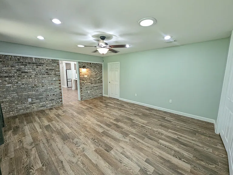 8717 Sand Pine Dr — Photo 18