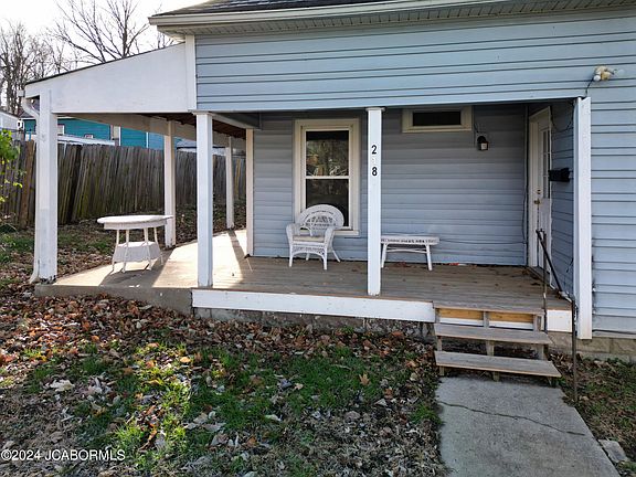 2nd image of 218 E Morgan St