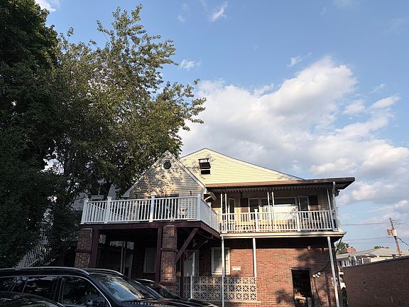 Deck & terrace