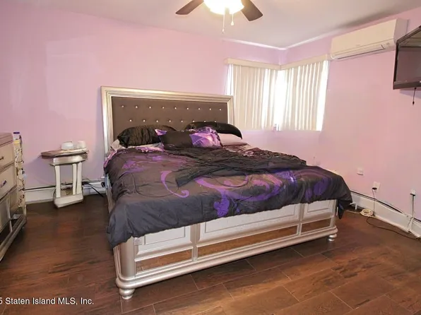 90 Levit Avenue image 30 of 36