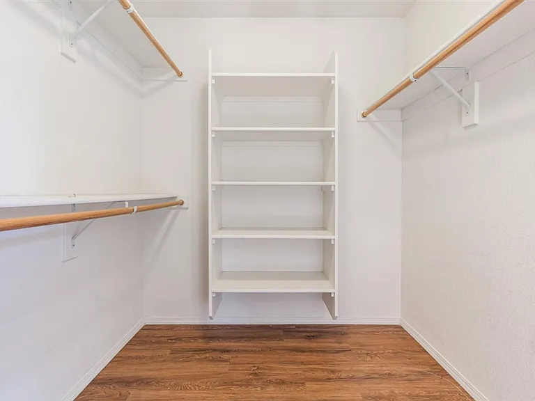 14414 E Burnside St — Photo 15