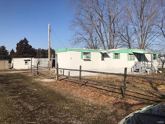 3rd image of 333 Schofer St