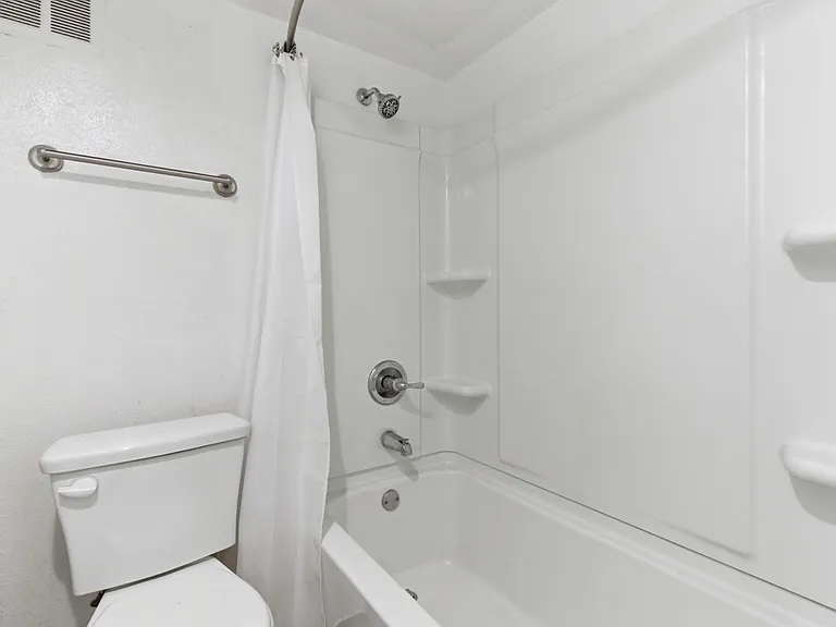 4112 Bowser Ave #205 — Photo 4