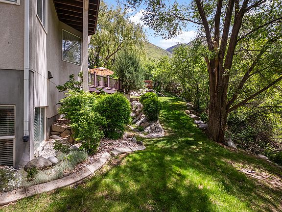 5th image of 2016 E Graystone Ln S