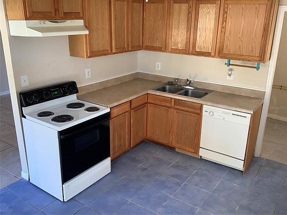 2nd image of 203 Northside Dr W