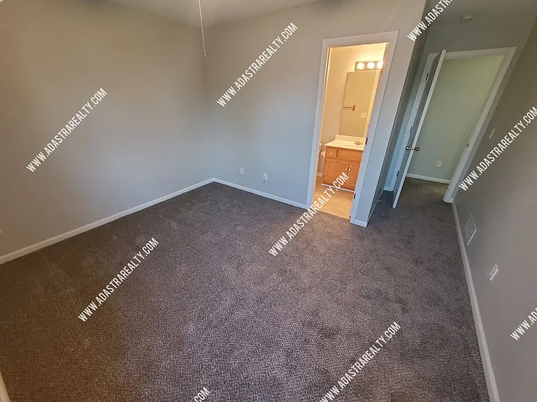 304 N 9th St #B — Photo 13